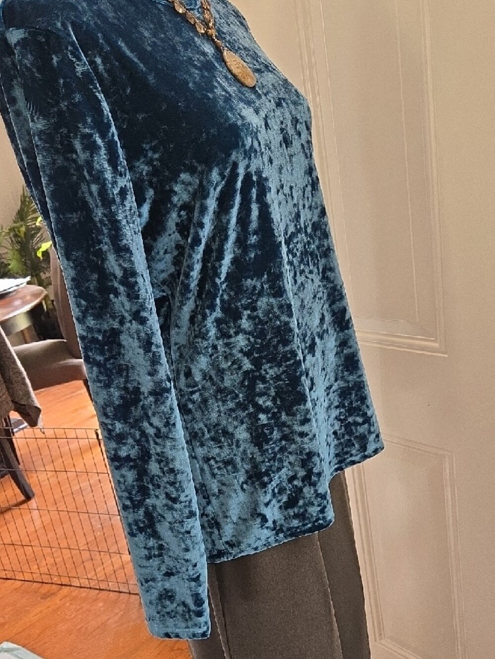 MICHAEL Michael Kors Crushed Velvet Long Sleeve Top - Teal Blue - Picture 5 of 5